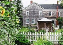 Pre-foreclosure in  MAIN RD East Marion, NY 11939