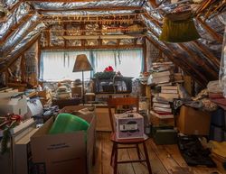 Pre-foreclosure in  ANGLE LN Hicksville, NY 11801