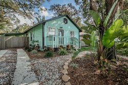 Pre-foreclosure in  N HUNTLEY AVE Tampa, FL 33604