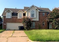 Pre-foreclosure in  E 76TH ST Tulsa, OK 74133