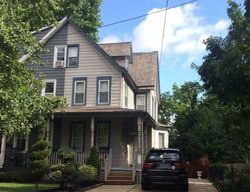 Pre-foreclosure in  W COTTAGE AVE Haddonfield, NJ 08033