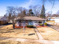 Pre-foreclosure in  N HOWARD AVE Elmhurst, IL 60126