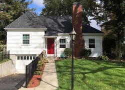 Pre-foreclosure in  OAKDALE AVE Dayton, OH 45420
