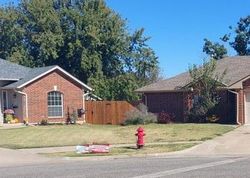 Pre-foreclosure in  BUCKHORN CIR Norman, OK 73072