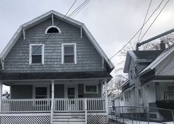 Pre-foreclosure in  PIEDMONT ST Waterbury, CT 06706
