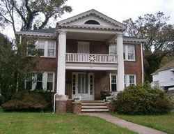  Sanhican Dr, Trenton NJ