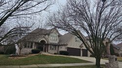 Pre-foreclosure in  BRECKENRIDGE BLVD Orland Park, IL 60467