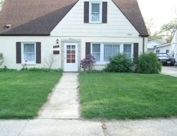Pre-foreclosure Listing in W 99TH ST OAK LAWN, IL 60453