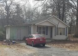 Pre-foreclosure Listing in HONEYSUCKLE RD LITTLE ROCK, AR 72206