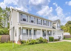 Pre-foreclosure Listing in EISENHOWER CT BROADWAY, NC 27505