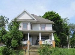 Pre-foreclosure in  S FREEDOM AVE Alliance, OH 44601