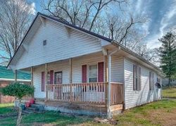 Pre-foreclosure Listing in HAMILTON ST JOHNSON CITY, TN 37604