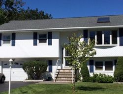 Pre-foreclosure in  CLAREMONT AVE West Babylon, NY 11704