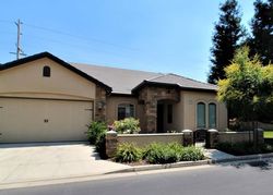 Pre-foreclosure Listing in W MISSION AVE VISALIA, CA 93277