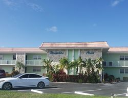 Pre-foreclosure Listing in LEHANE TER APT 211 NORTH PALM BEACH, FL 33408