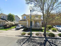 Pre-foreclosure in  OLD OAK RD Windsor, CA 95492