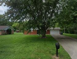 Pre-foreclosure in  W COUNCIL RD Yorktown, IN 47396