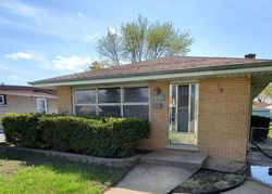 Pre-foreclosure in  51ST AVE Bellwood, IL 60104