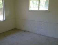  Ridgewood Dr, Bakersfield CA