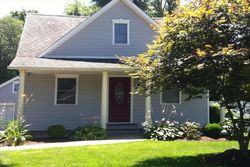 Pre-foreclosure Listing in W 19TH ST HUNTINGTON STATION, NY 11746