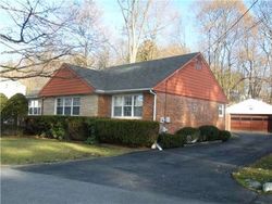 Pre-foreclosure Listing in COLUMBUS LN NEWBURGH, NY 12550