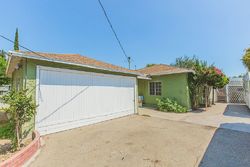 Pre-foreclosure Listing in GAULT ST CANOGA PARK, CA 91303