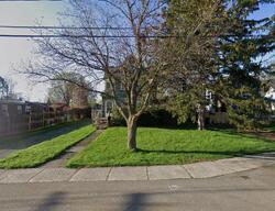 Pre-foreclosure in  EAST AVE Minoa, NY 13116