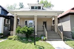 Pre-foreclosure in  S PARNELL AVE Chicago, IL 60628