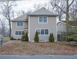 Pre-foreclosure in  LINDEN AVE Brick, NJ 08723