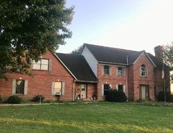 Pre-foreclosure in  W KENDIG RD Willow Street, PA 17584