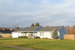 Pre-foreclosure Listing in BERKELEY DR SHEFFIELD LAKE, OH 44054