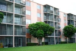 Pre-foreclosure in  N SHERMAN CIR  Hollywood, FL 33025