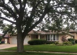 Pre-foreclosure in  MEADOWVIEW CT Orland Park, IL 60462