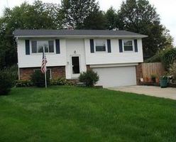 Pre-foreclosure in  ZELETTA SPUR Akron, OH 44319