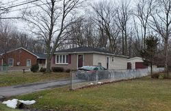 Pre-foreclosure Listing in VAN PEYMA RD HAMBURG, NY 14075