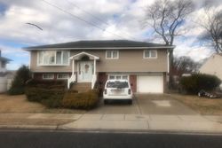  2nd Ave, Farmingdale NY