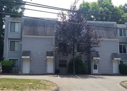 Pre-foreclosure Listing in THOMPSON ST UNIT B NEW HAVEN, CT 06513