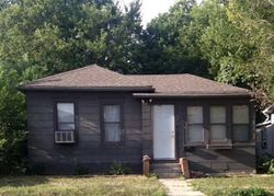 Pre-foreclosure in  WASHINGTON ST Lincoln, NE 68502