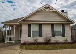 Pre-foreclosure Listing in BRODIE RD DIBERVILLE, MS 39540