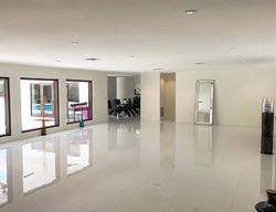 Pre-foreclosure in  N BAYSHORE DR Miami, FL 33181