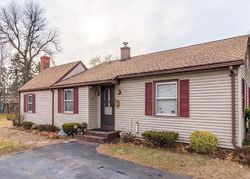 Pre-foreclosure Listing in WALNUT RD ROCKY HILL, CT 06067