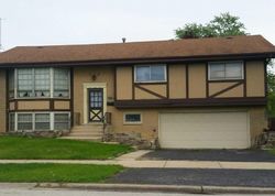Pre-foreclosure in  WOODLAWN EAST AVE South Holland, IL 60473