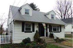 Pre-foreclosure in  S HOOD AVE Audubon, NJ 08106