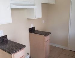 Pre-foreclosure Listing in COUNTRY WOOD LN BAKERSFIELD, CA 93313