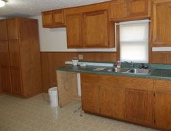 Pre-foreclosure Listing in E 6TH AVE WINFIELD, KS 67156