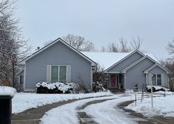 Pre-foreclosure in  VIRGINIA PL Des Moines, IA 50321