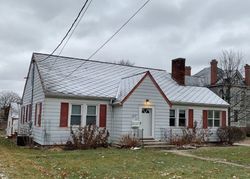 Pre-foreclosure Listing in W HOLLAND ST WASHINGTON, IL 61571