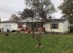 Pre-foreclosure Listing in CHESTNUT ST BRIGHTON, IL 62012