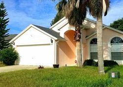 Pre-foreclosure Listing in AUTUMN GLEN AVE CLERMONT, FL 34714