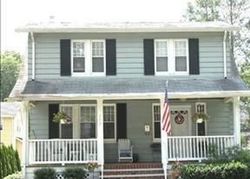 Pre-foreclosure Listing in HICKORY AVE BERGENFIELD, NJ 07621